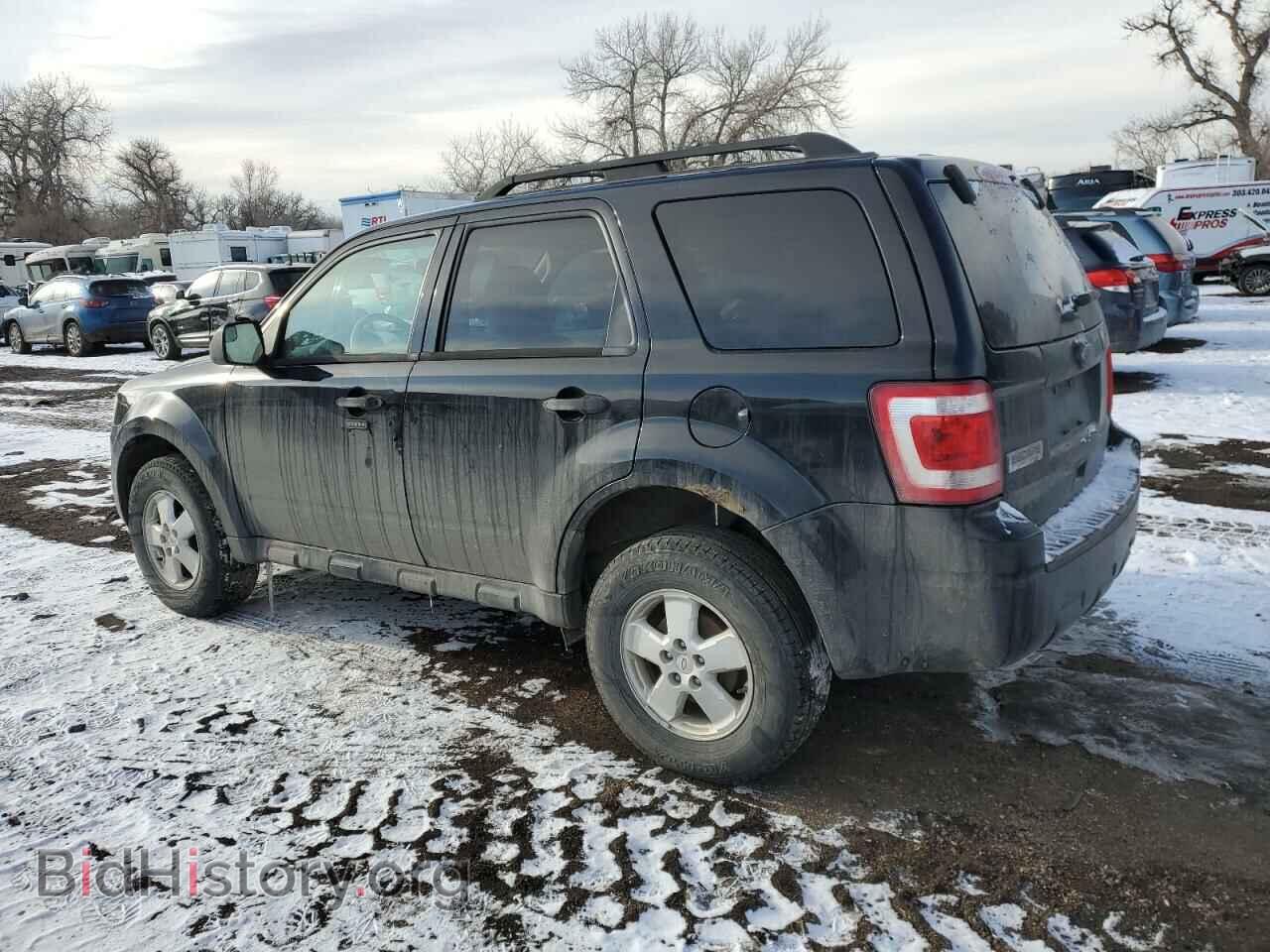 2011 FORD ESCAPE - VIN: 1FMCU0D72BKC16637 - Фото 2
