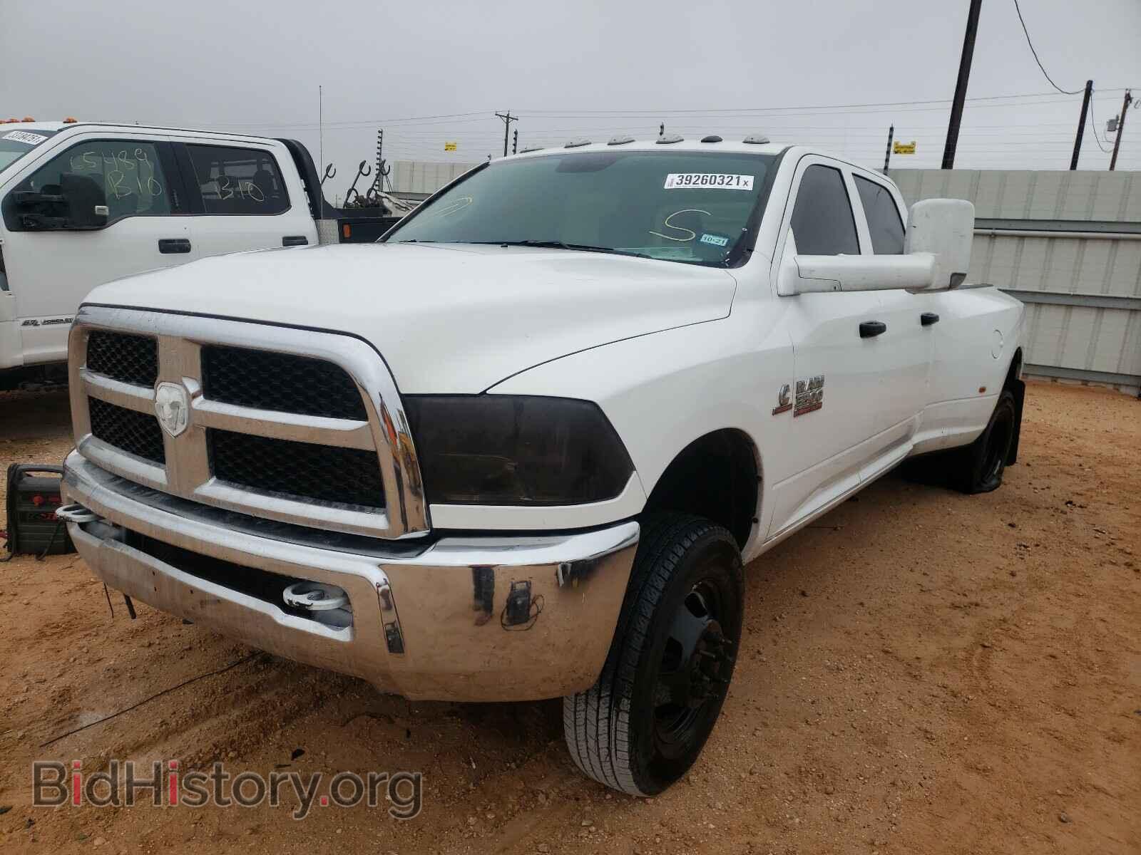 2018 RAM 3500 - VIN: 3C63RRGL5JG330132 - Фото 2