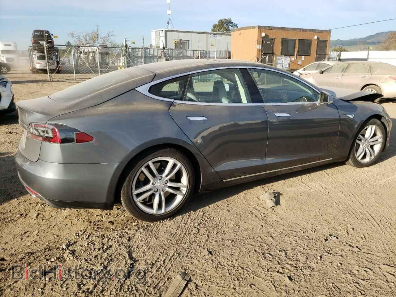 2013 TESLA MODEL S - VIN: 5YJSA1DN4DFP06140 - Фото 3
