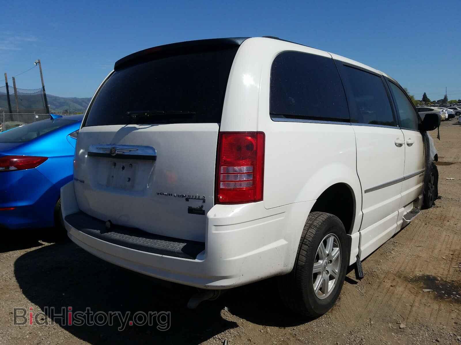 2010 CHRYSLER MINIVAN - VIN: 2A4RR5D14AR243759 - Photo 4