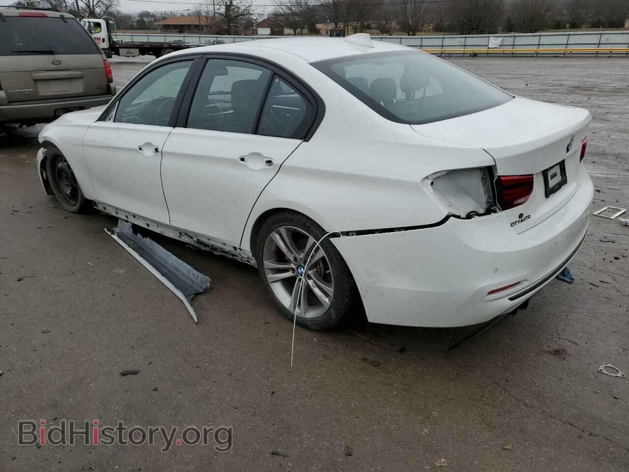 2016 BMW 3 SERIES - VIN: WBA8E9G55GNU30059 - Фото 2