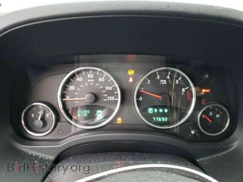 2012 Jeep COMPASS (VIN 1C4NJDCB1CD633921) — photo 9 of 12