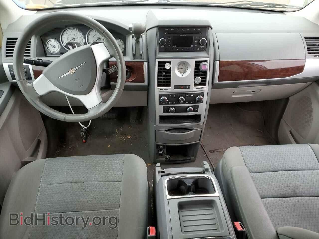 2010 CHRYSLER MINIVAN - VIN: 2A4RR5D15AR143038 - Фото 8