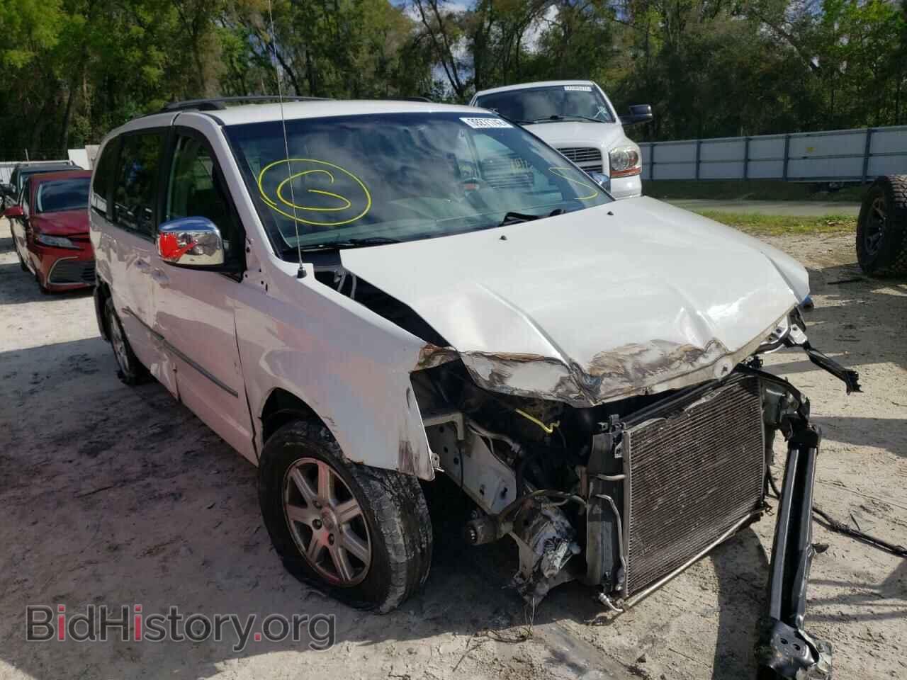 Photo 2A8HR54169R631887 - CHRYSLER MINIVAN 2009