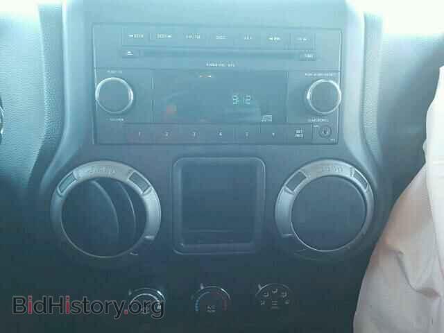 2011 JEEP WRANGLER - VIN: 1J4AA2D18BL504498 - Фото 9