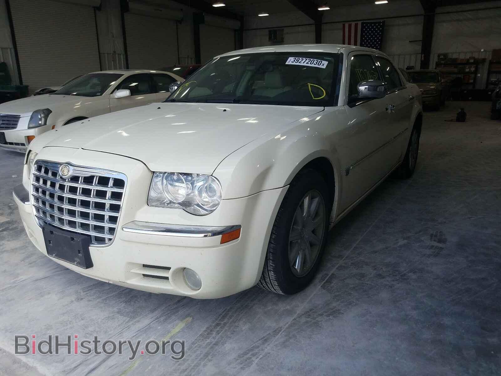 2007 CHRYSLER 300 - VIN: 2C3KA63H77H798971 - Фото 2