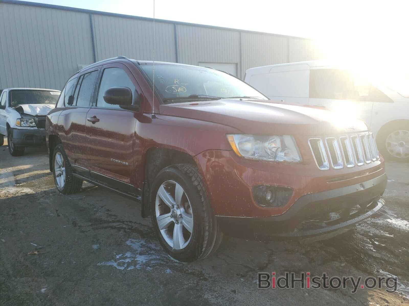 Photo 1J4NF1FB1BD136159 - JEEP COMPASS 2011