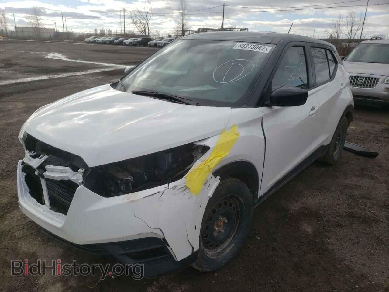 2019 NISSAN KICKS - VIN: 3N1CP5CU3KL536664 - Фото 2