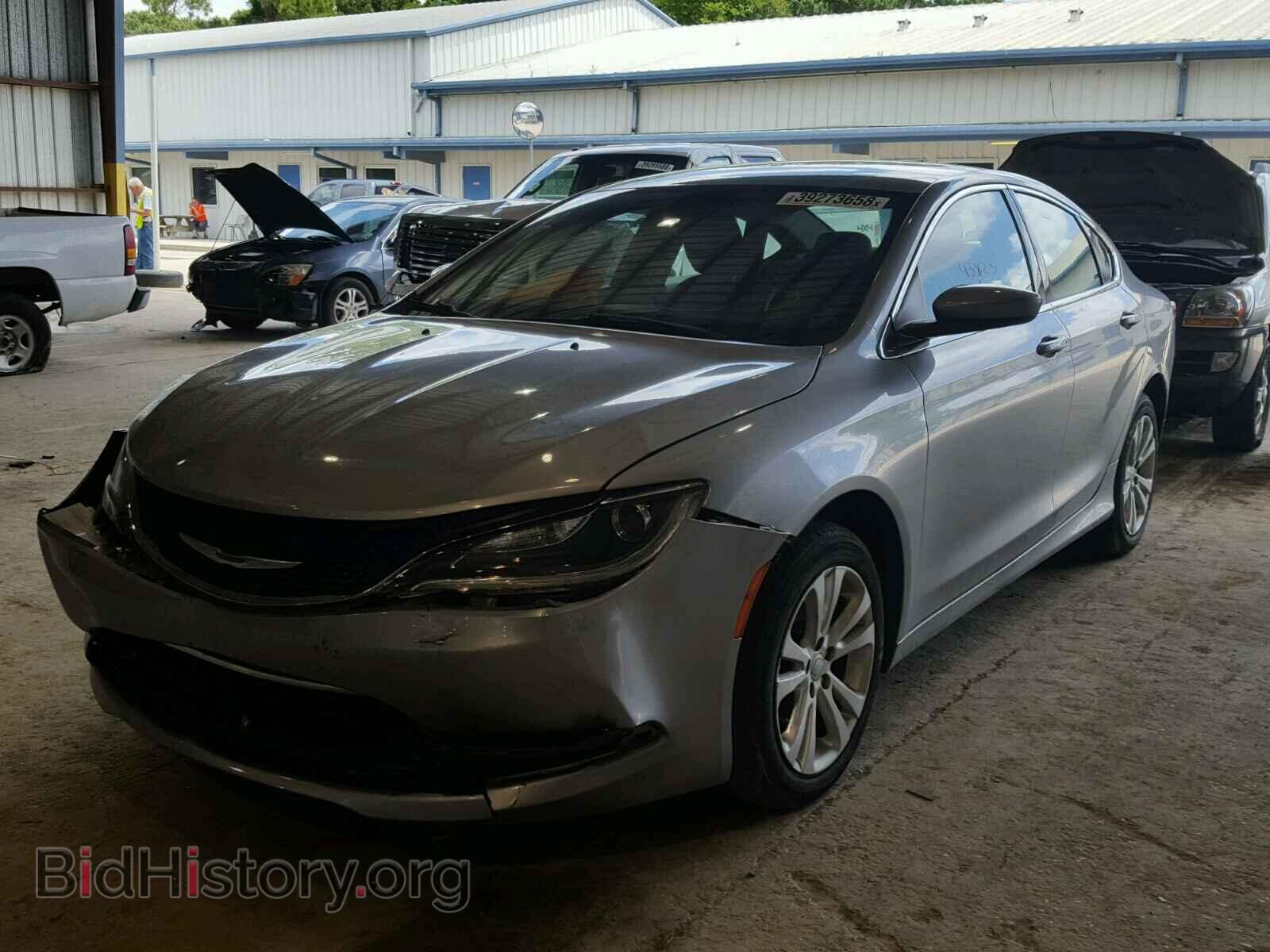 2015 CHRYSLER 200 - VIN: 1C3CCCABXFN739558 - Photo 2