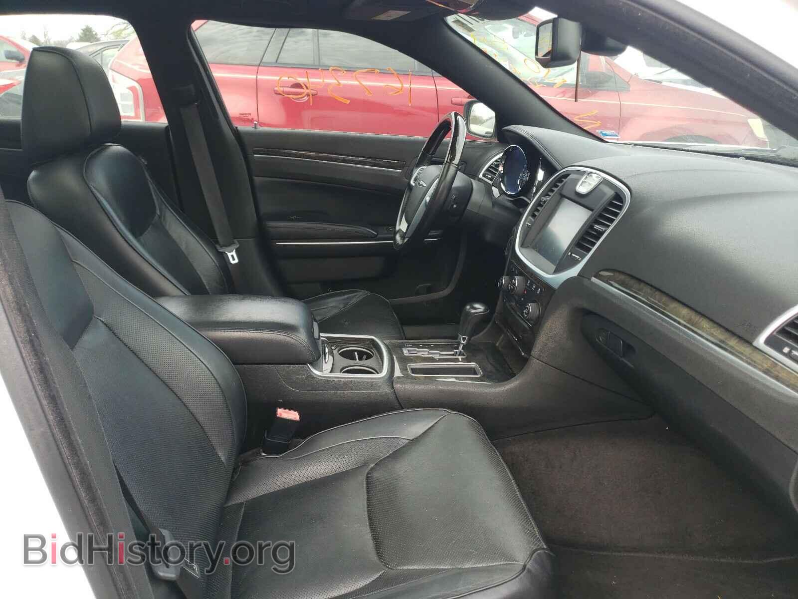 2011 CHRYSLER 300 - VIN: 2C3CA6CT2BH591891 - Фото 5