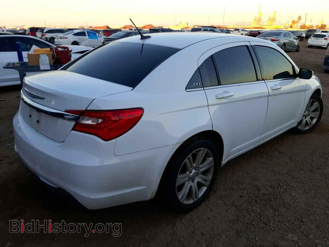 2013 CHRYSLER 200 - VIN: 1C3CCBBB0DN546101 - Фото 3