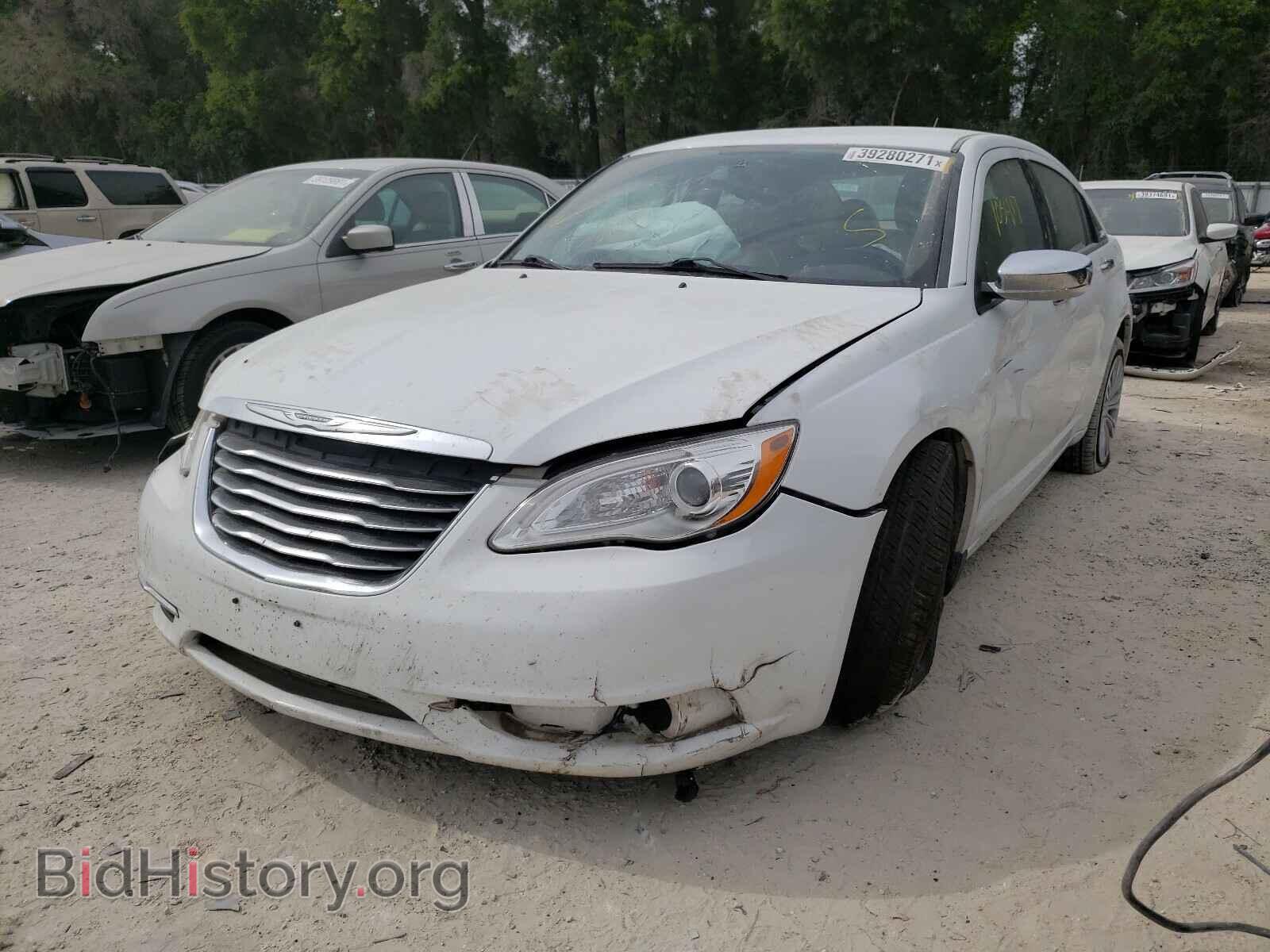 2013 CHRYSLER 200 - VIN: 1C3CCBCG9DN524883 - Photo 2