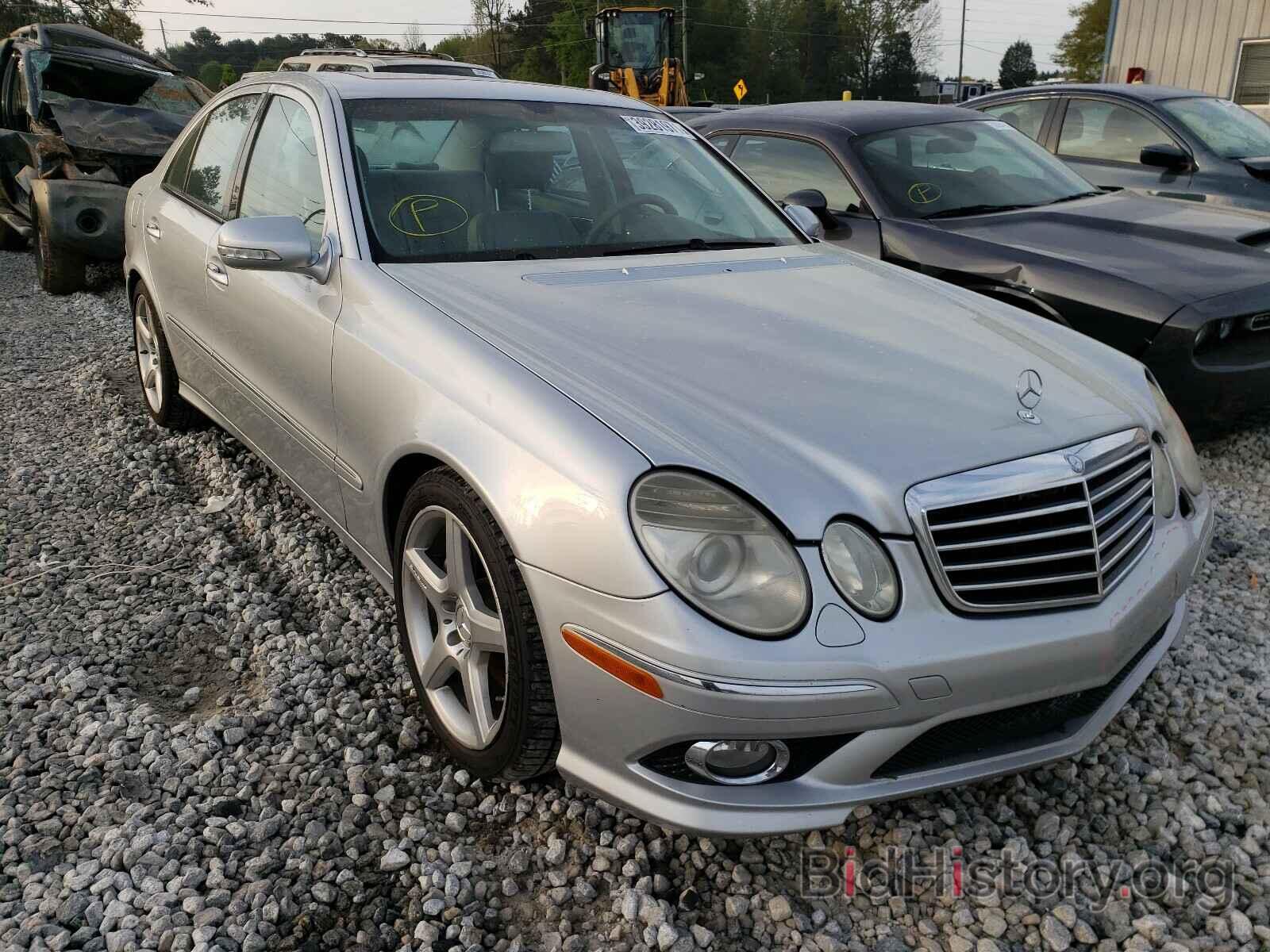 Photo WDBUF56X98B204635 - MERCEDES-BENZ E CLASS 2008