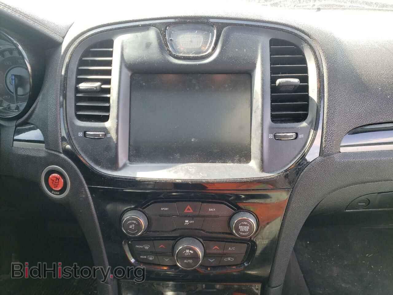 2016 CHRYSLER 300 - VIN: 2C3CCAGG9GH282999 - Фото 9