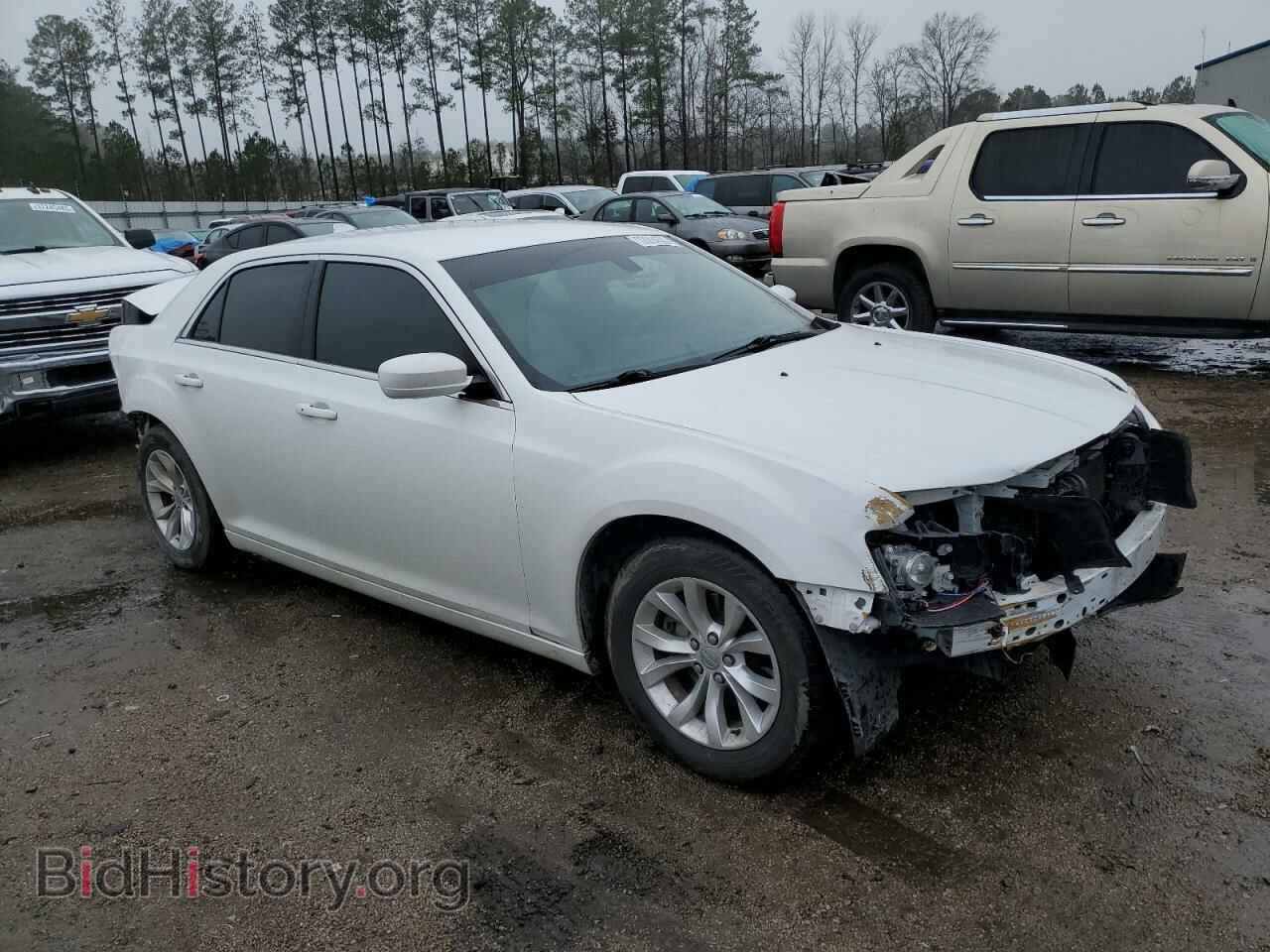 2015 CHRYSLER 300 - VIN: 2C3CCAAG1FH876882 - Фото 4