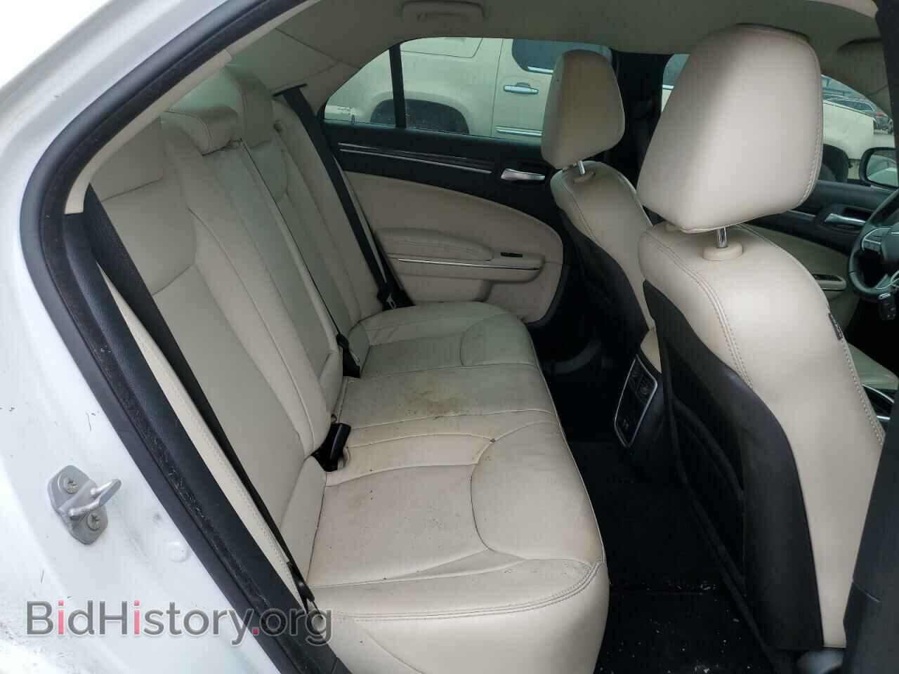 2015 CHRYSLER 300 - VIN: 2C3CCAAG1FH876882 - Фото 10