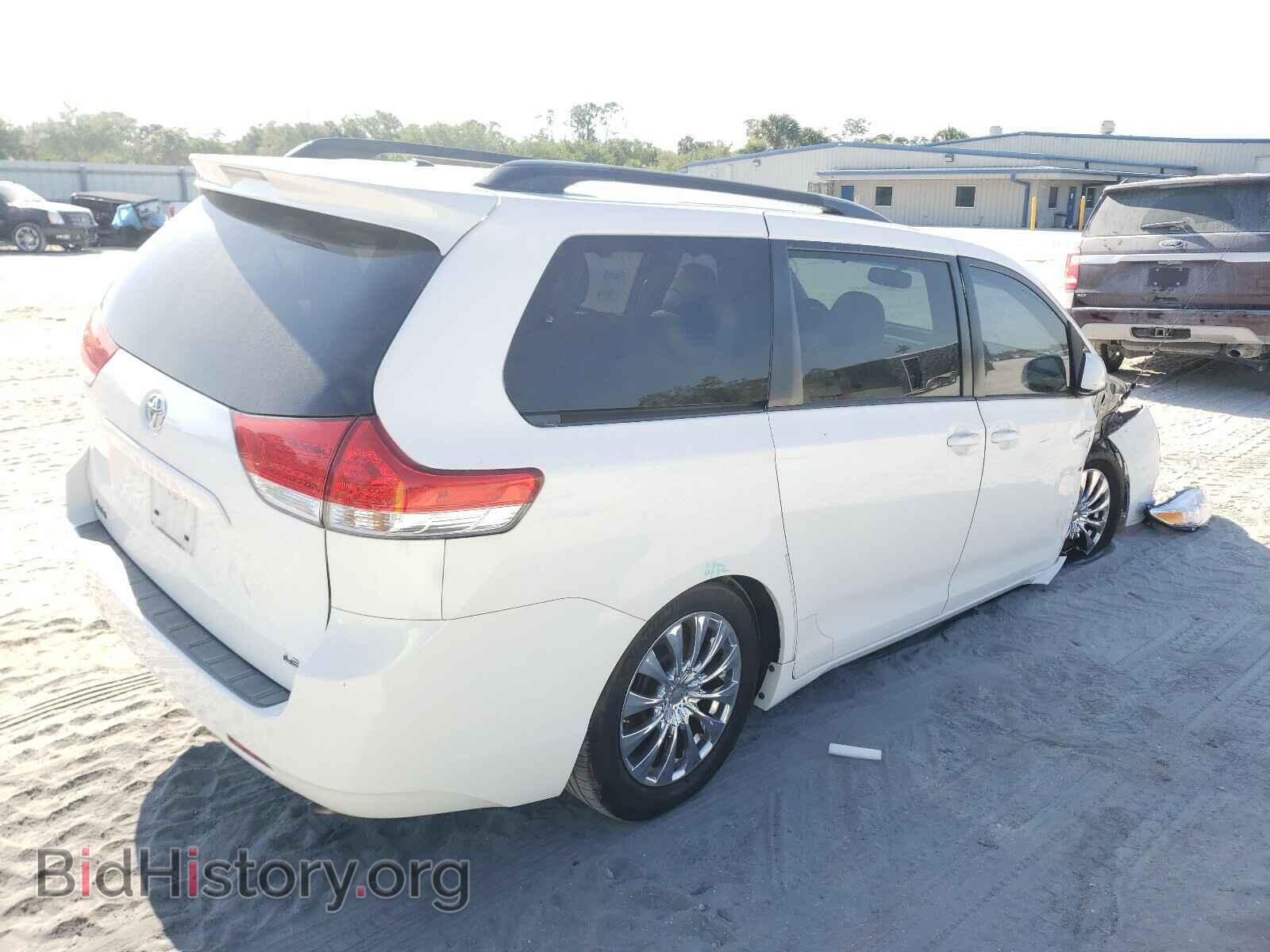 2011 TOYOTA SIENNA - VIN: 5TDKK3DC9BS066619 - Фото 4