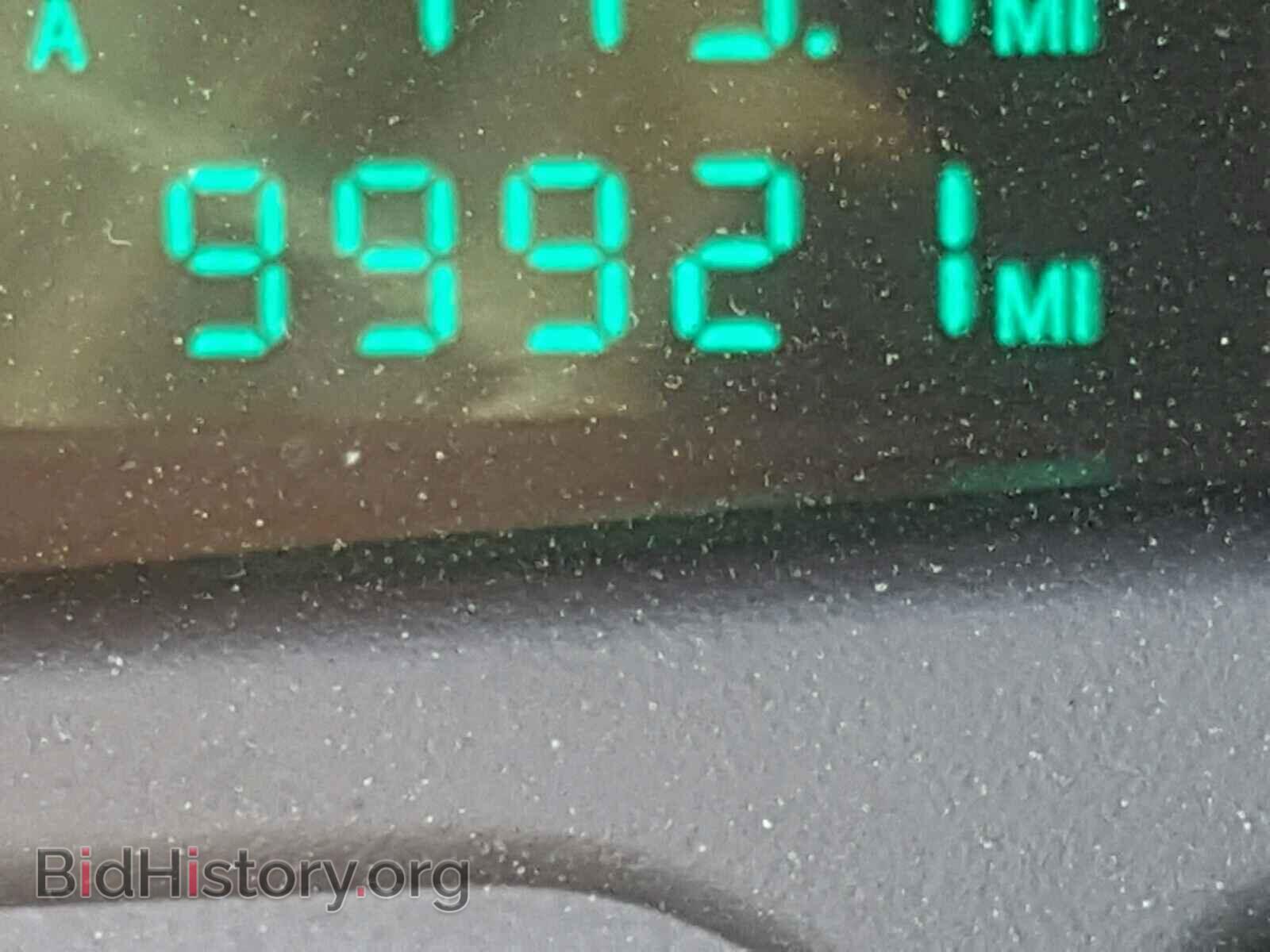 2002 CADILLAC DEVILLE - VIN: 1G6KD54Y02U252517 - Photo 8