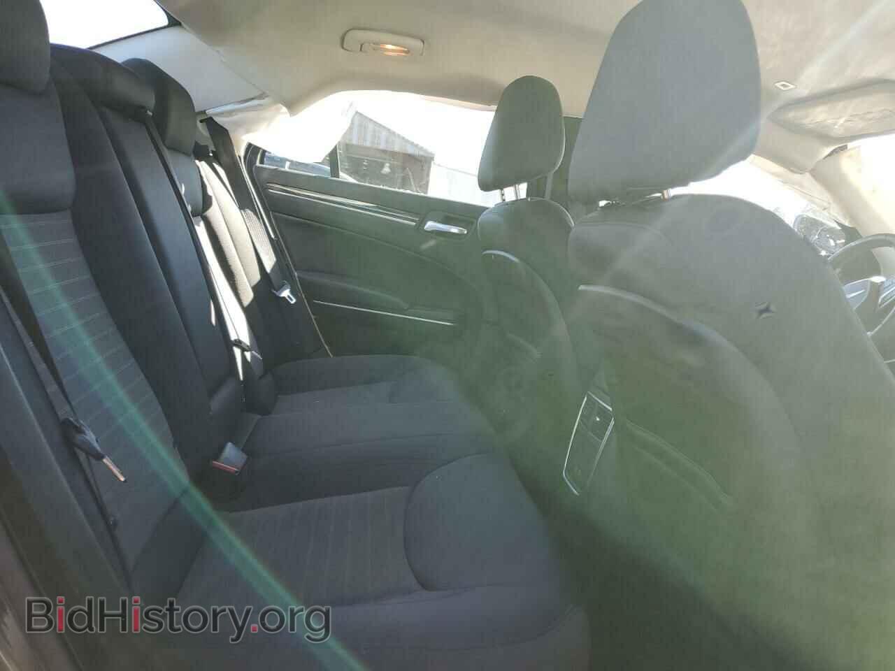 2019 CHRYSLER 300 - VIN: 2C3CCAAG8KH601391 - Фото 10