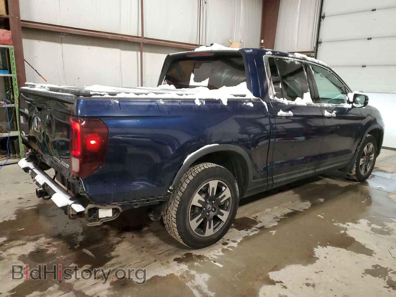 2017 HONDA RIDGELINE - VIN: 5FPYK3F79HB502562 - Фото 3
