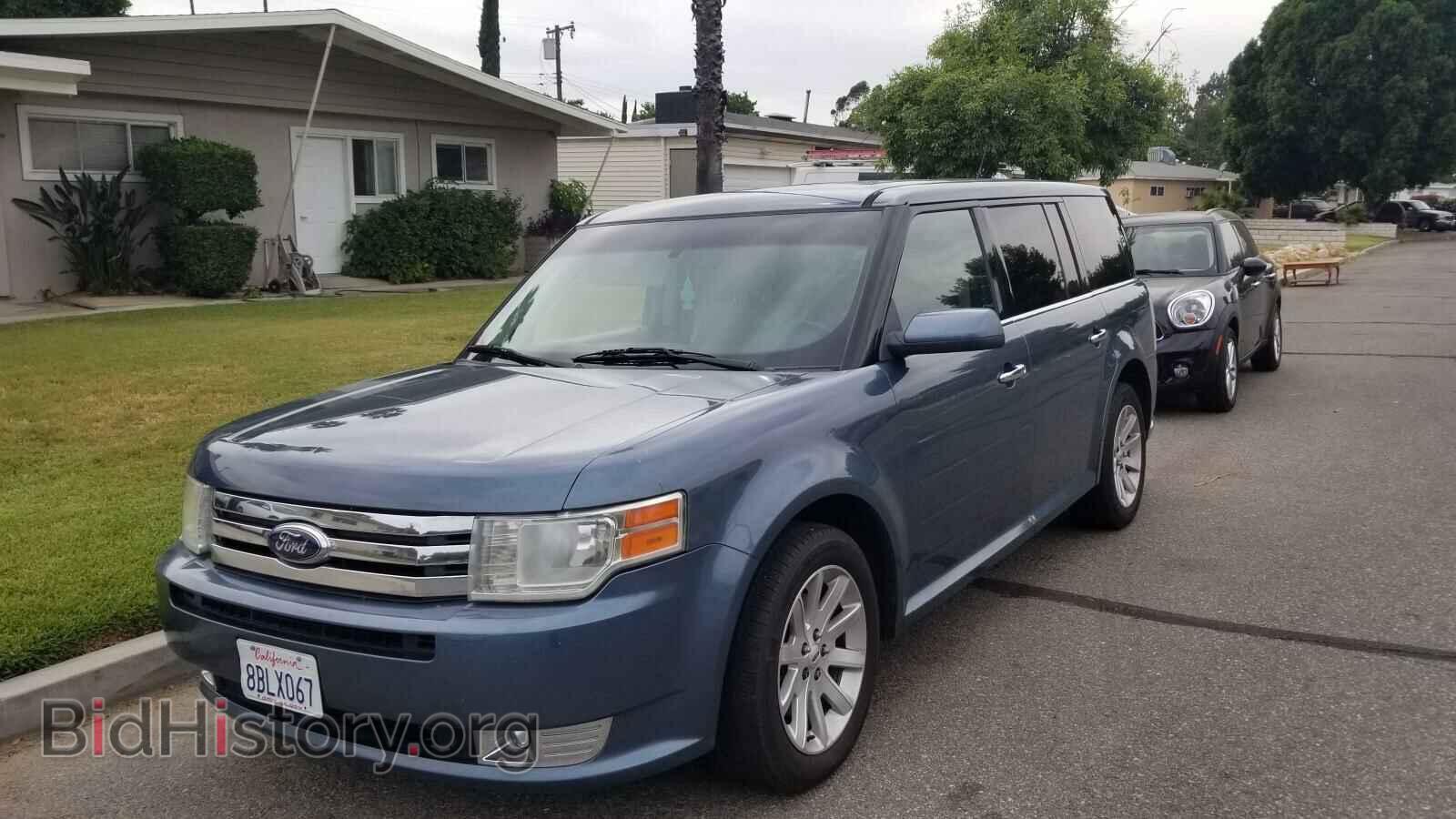2010 FORD FLEX - VIN: 2FMGK5CCXABB14501 - Фото 2