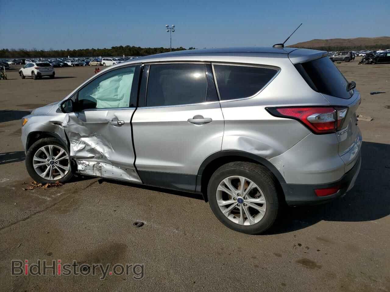 2017 FORD ESCAPE - VIN: 1FMCU9GD7HUD32905 - Фото 2
