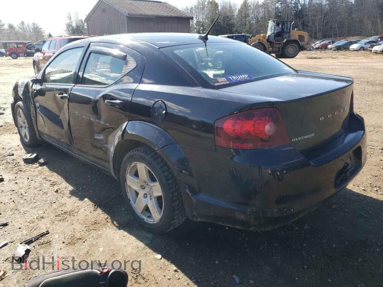 2011 DODGE AVENGER - VIN: 1B3BD4FB1BN606282 - Фото 3