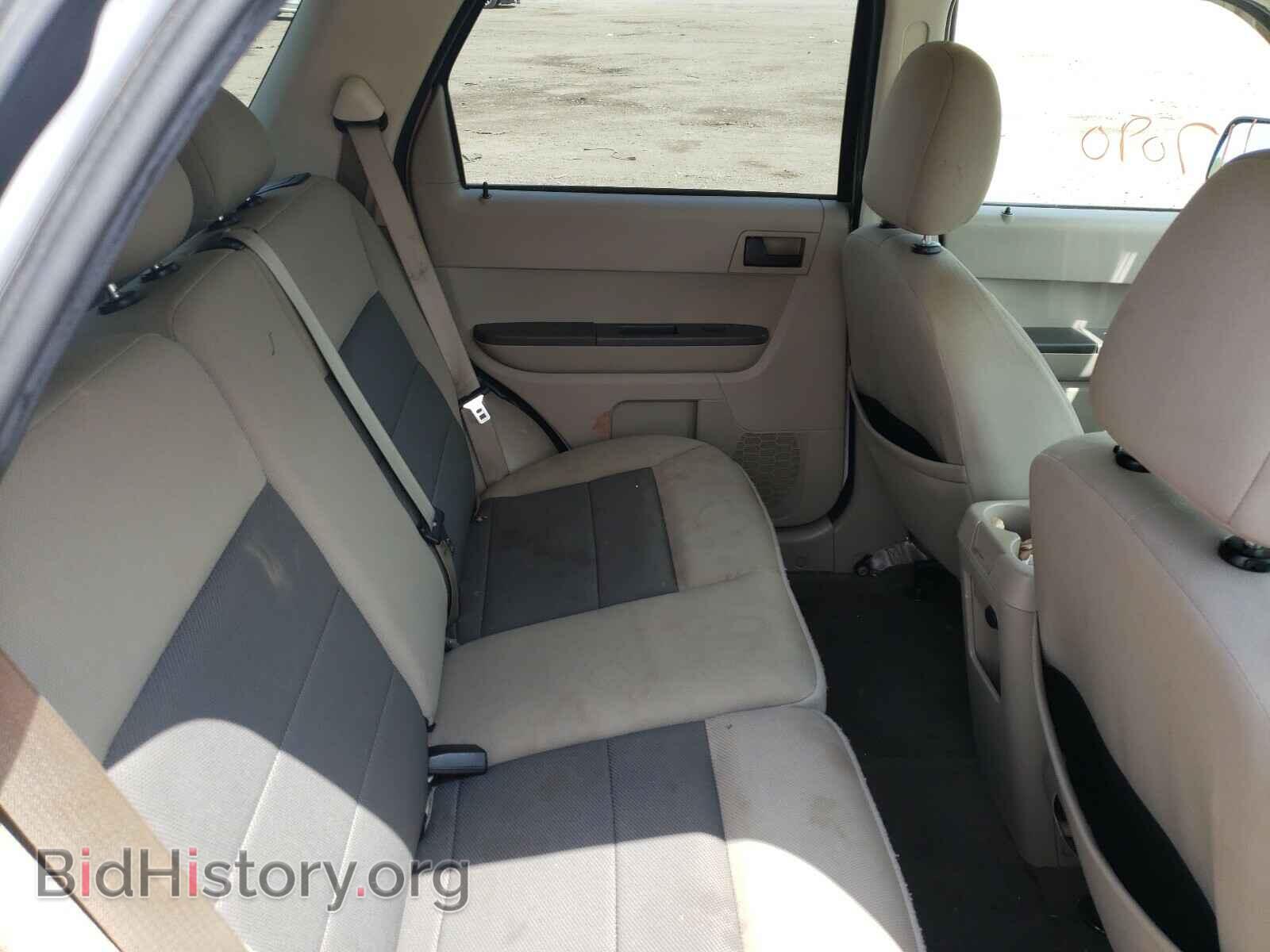 2008 FORD ESCAPE - VIN: 1FMCU03178KB25191 - Фото 6