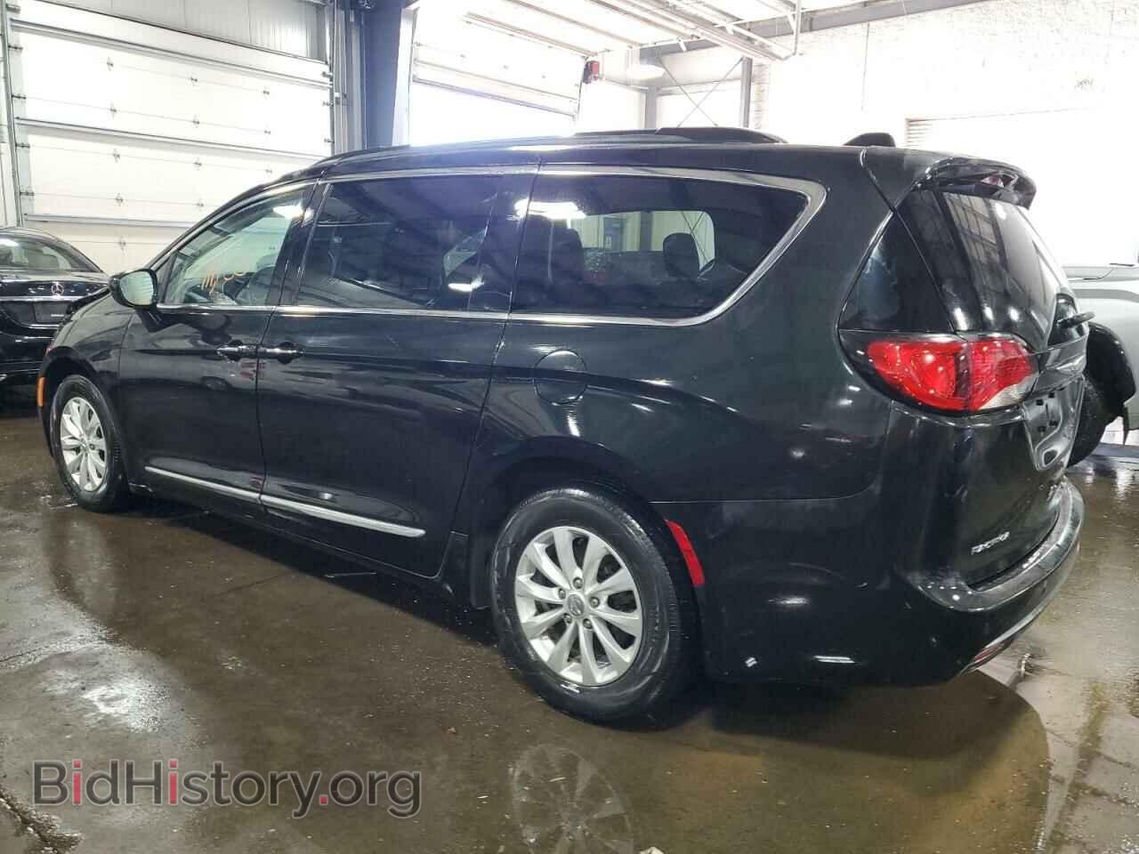 2017 CHRYSLER PACIFICA - VIN: 2C4RC1BG2HR544094 - Photo 2