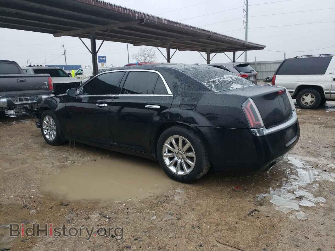 2012 CHRYSLER 300 - VIN: 2C3CCACG1CH310908 - Photo 2