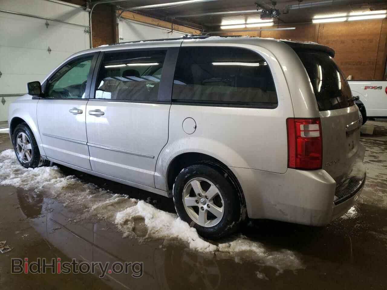 2010 DODGE CARAVAN - VIN: 2D4RN5D15AR229891 - Фото 2