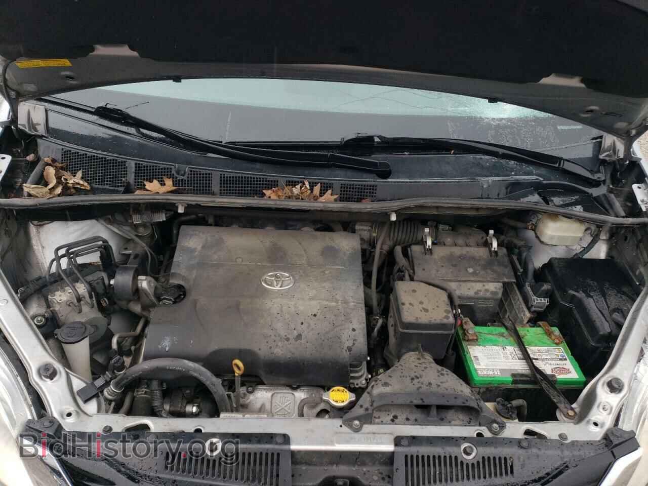 2011 TOYOTA All Models - VIN: 5TDKK3DC5BS150873 - Фото 12