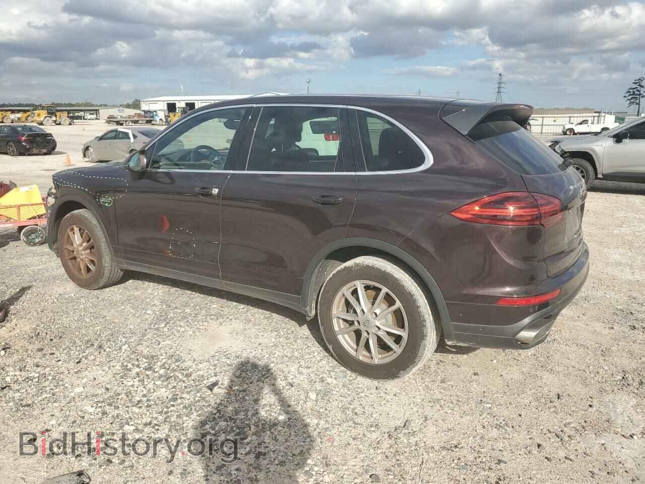 2016 PORSCHE CAYENNE - VIN: WP1AF2A29GKA41240 - Фото 2
