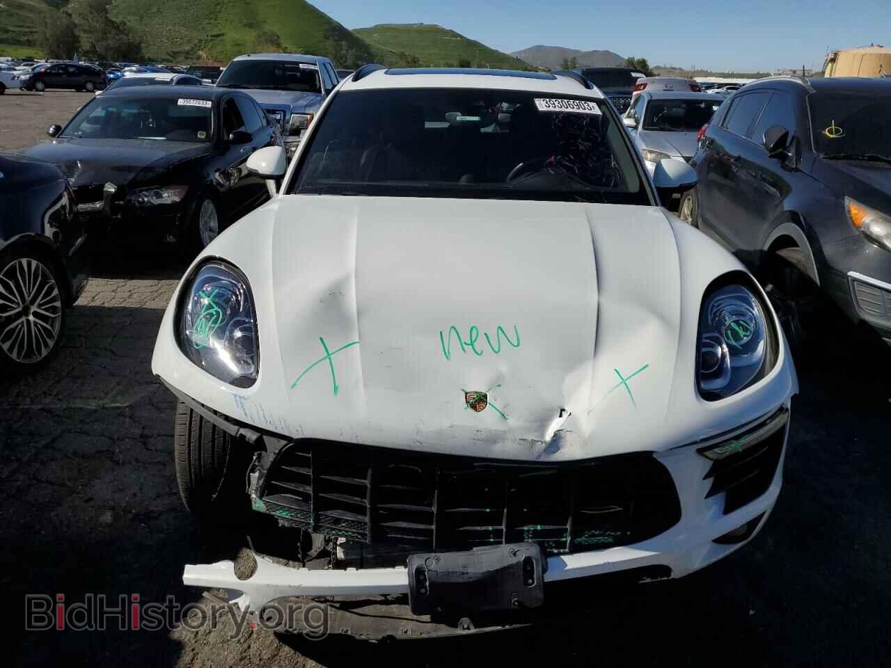 2017 PORSCHE MACAN - VIN: WP1AA2A50HLB81049 - Photo 5