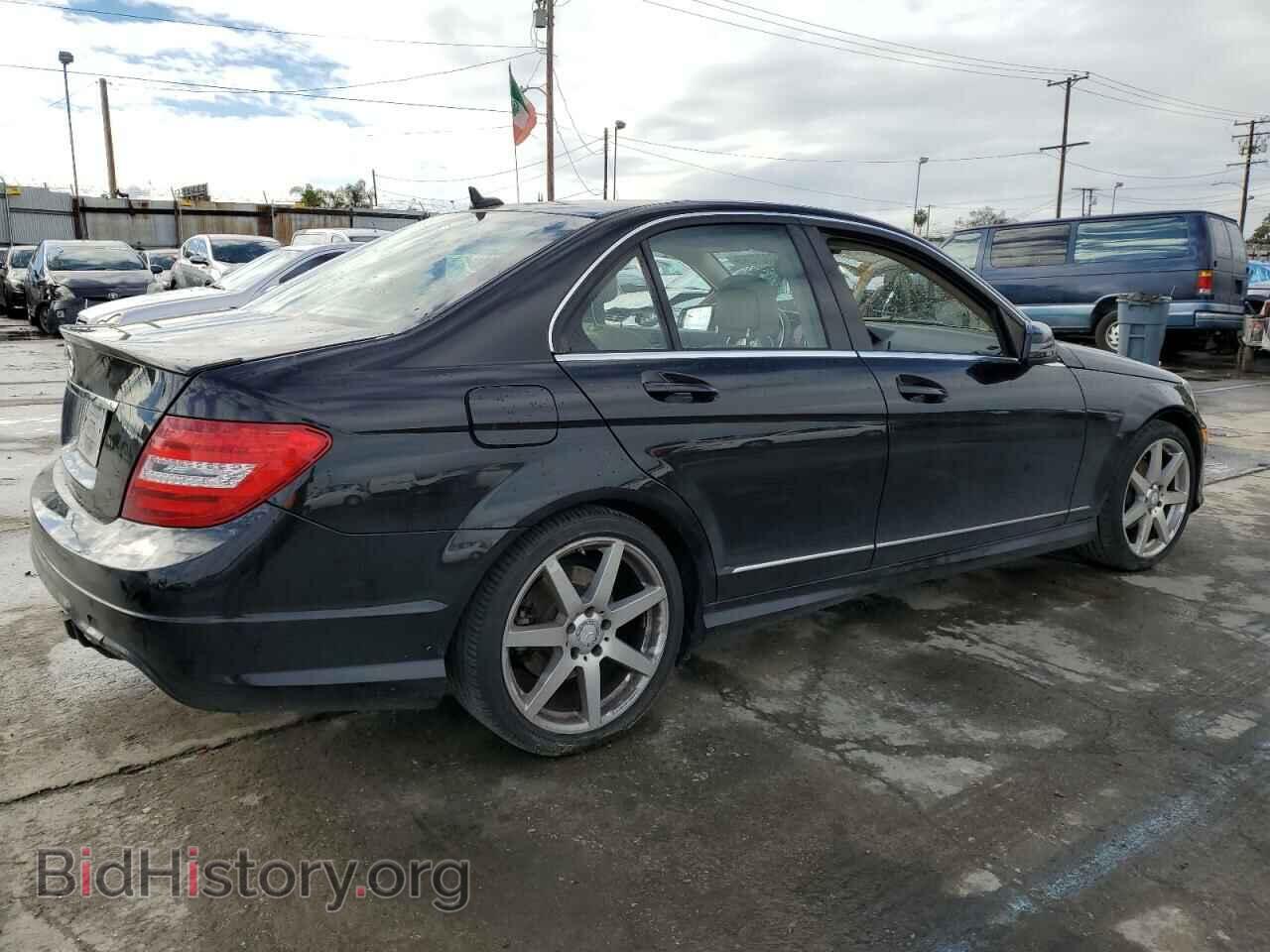 2014 MERCEDES-BENZ C-CLASS - VIN: WDDGF4HB4EA955157 - Фото 3