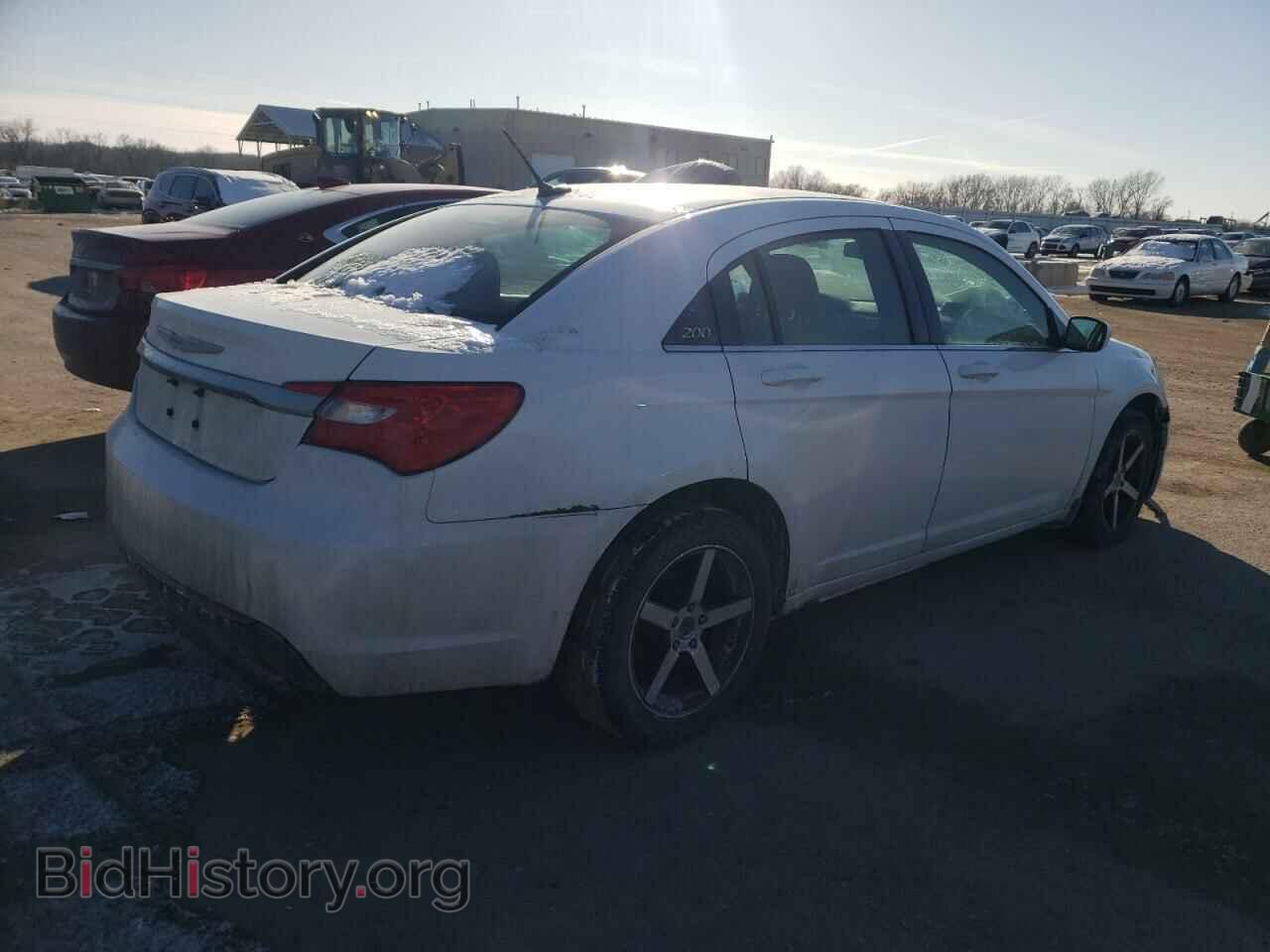 2013 CHRYSLER 200 - VIN: 1C3CCBBB9DN553628 - Фото 3