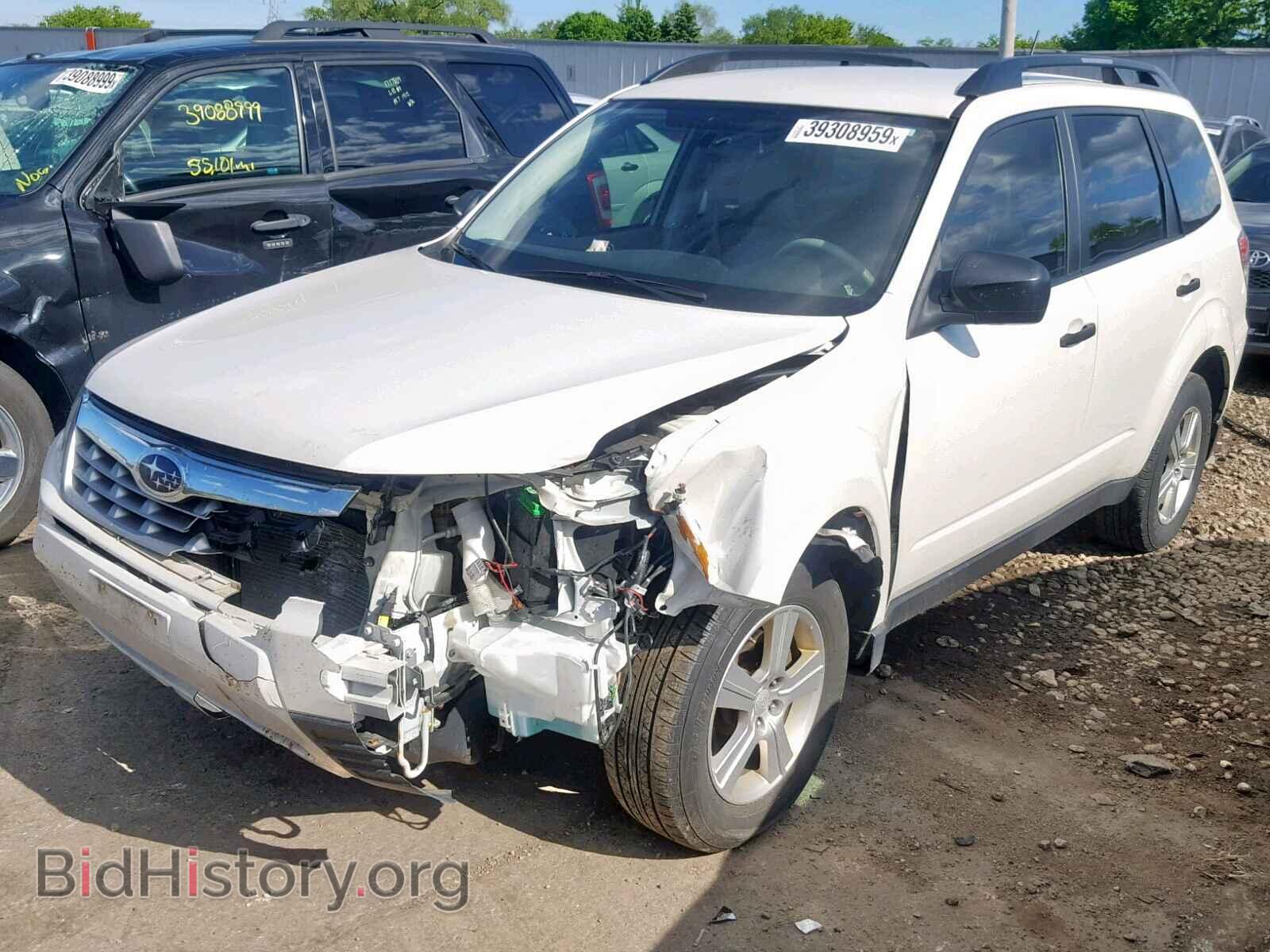 2013 SUBARU FORESTER - VIN: JF2SHABC9DH438040 - Фото 2