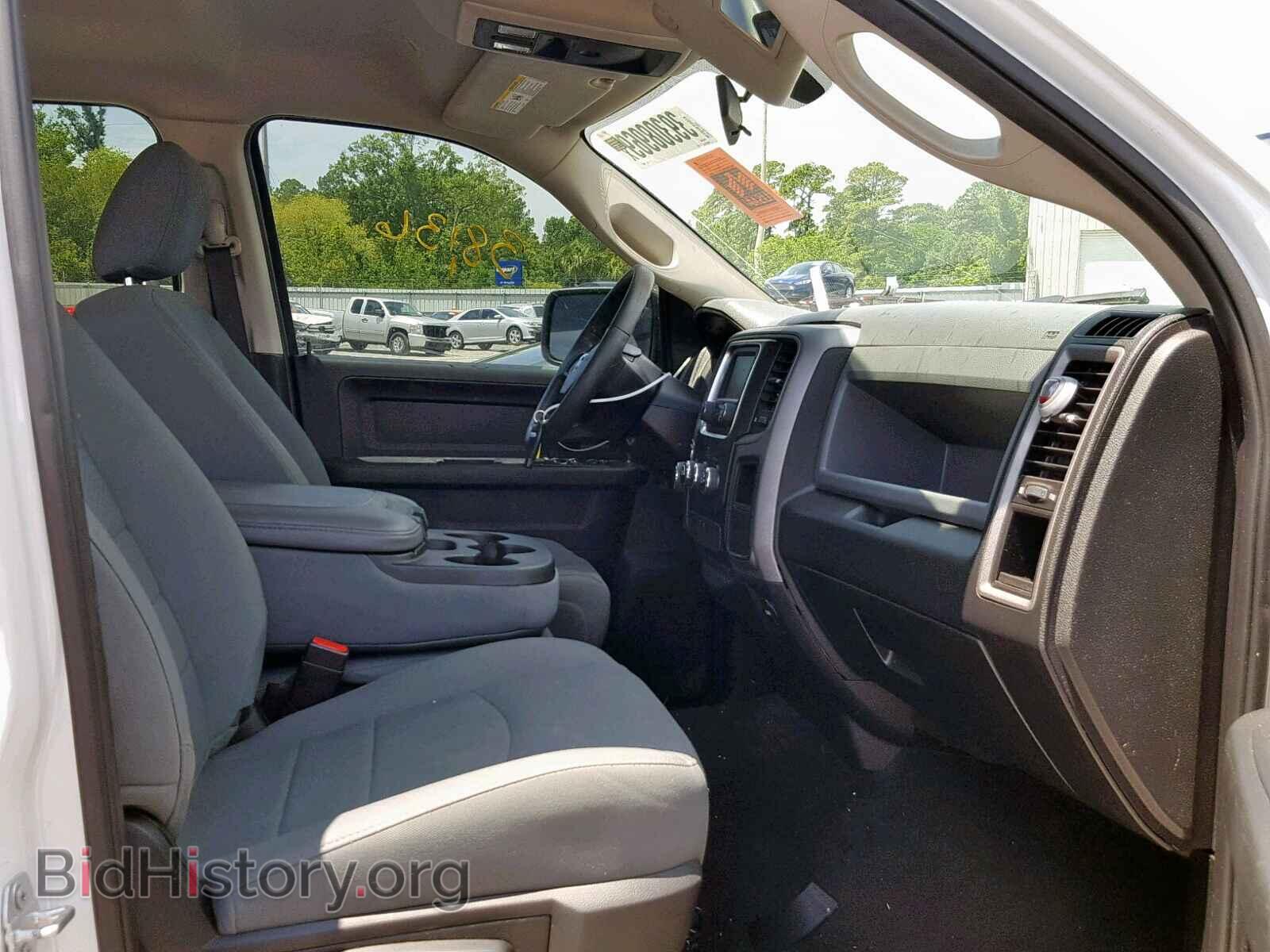 2017 RAM 1500 ST - VIN: 3C6RR7KT7HG795821 - Фото 5