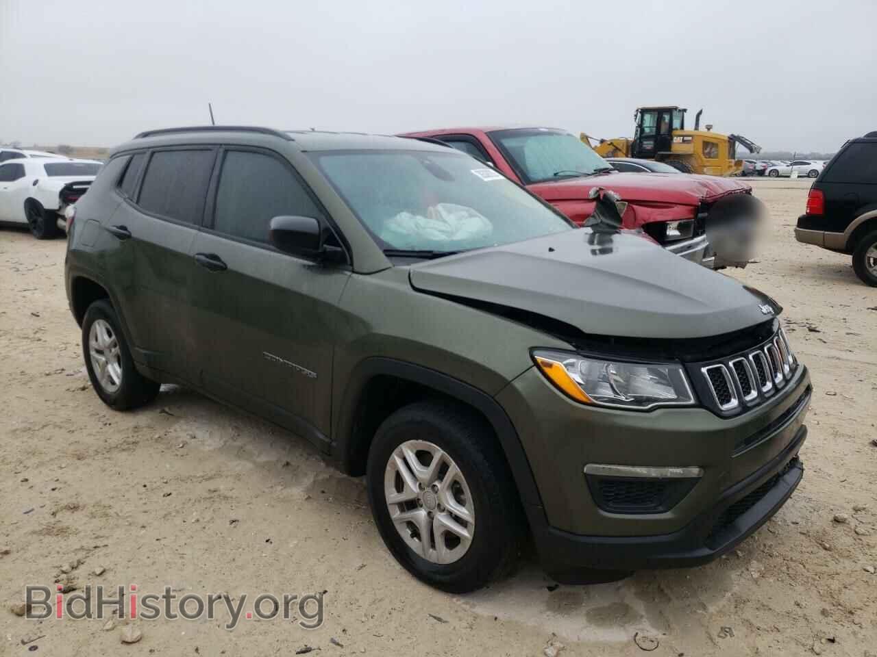 Фотография 3C4NJDABXHT642735 - JEEP COMPASS 2017