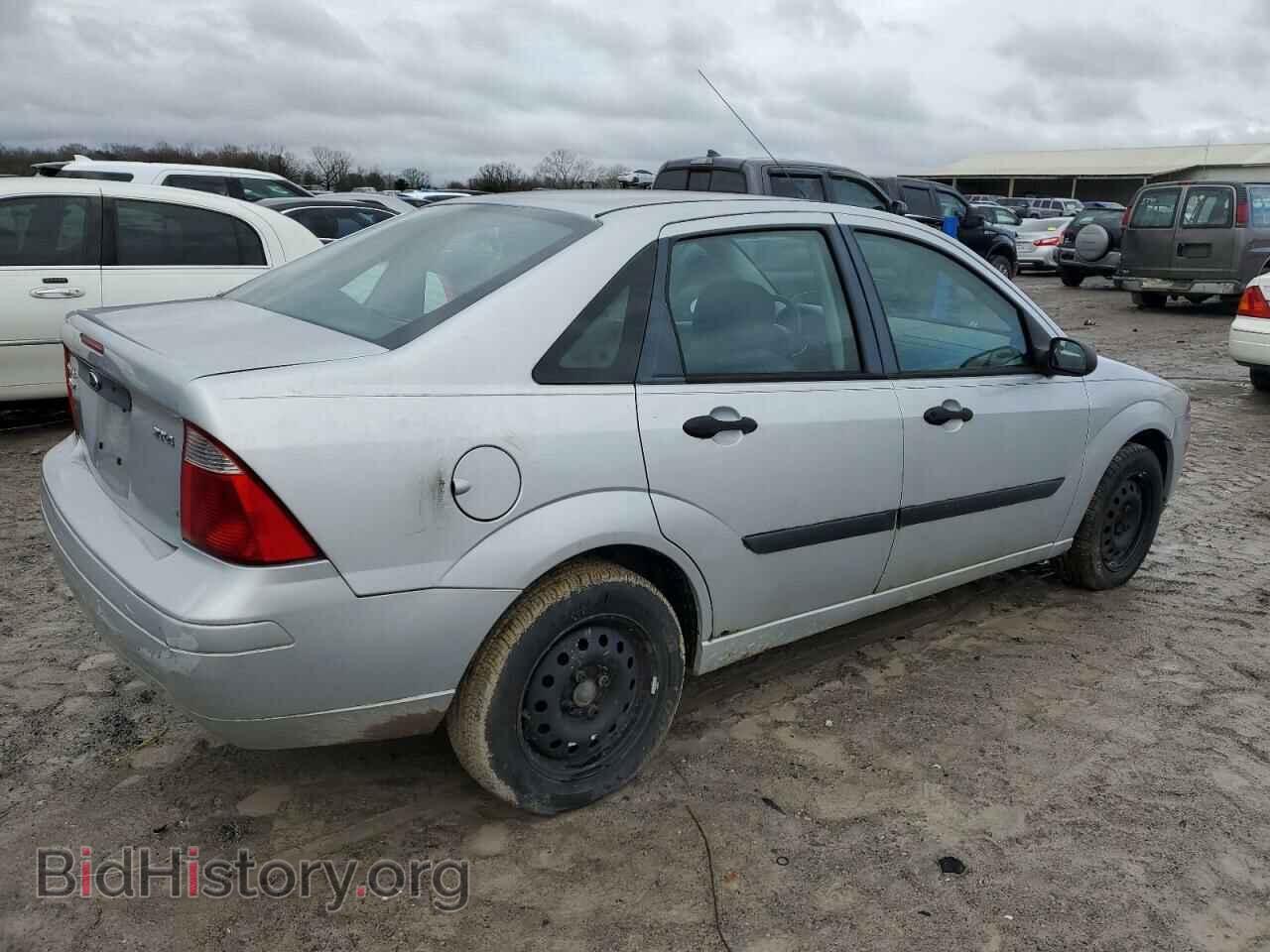 2006 FORD FOCUS - VIN: 1FAFP34N86W155517 - Фото 3