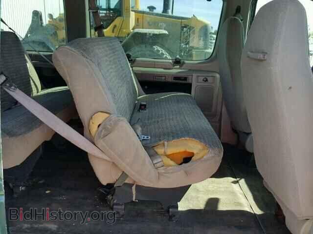 2001 FORD ECONOLINE - VIN: 1FBSS31L11HB08633 - Photo 6
