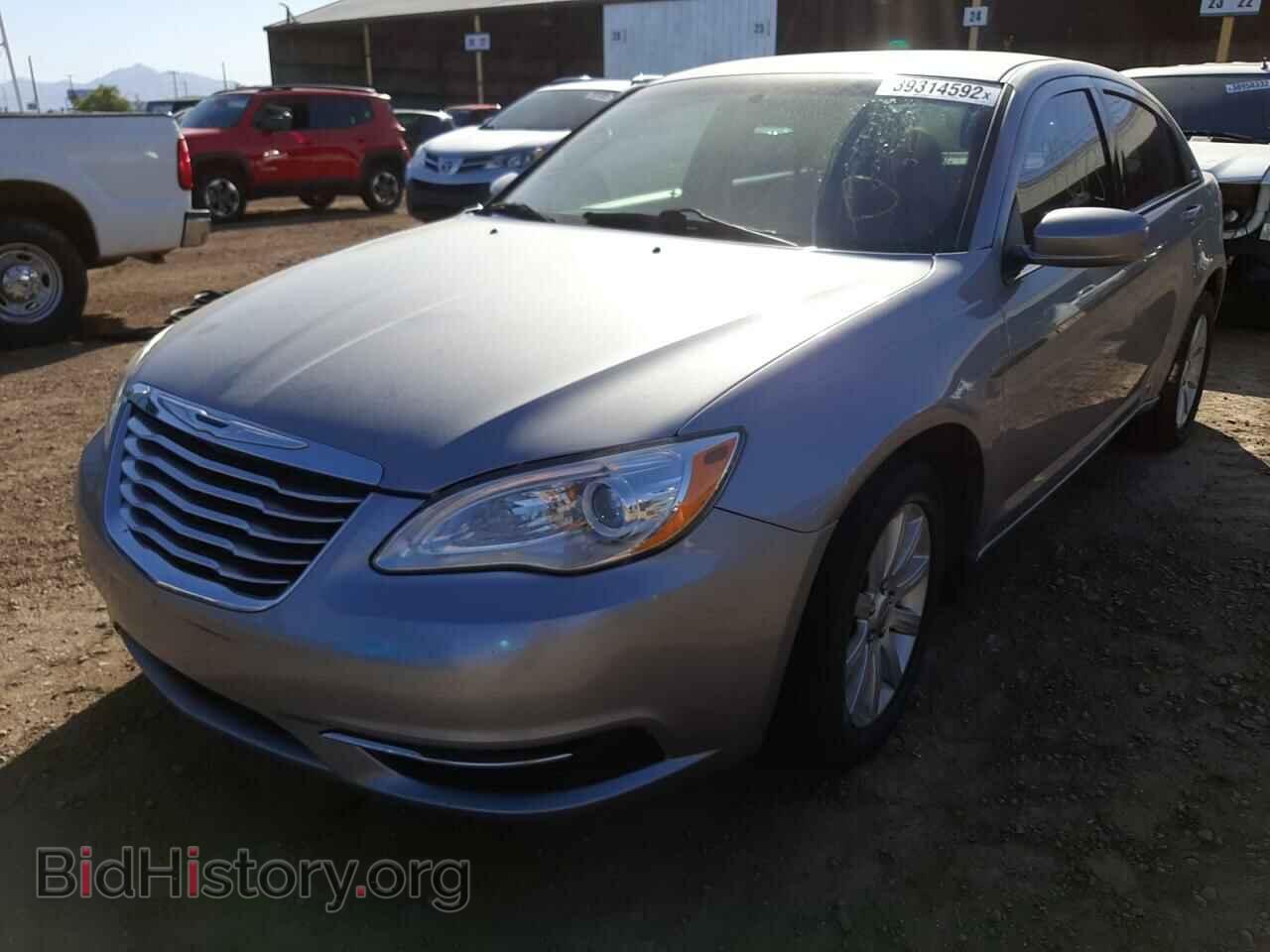 2013 CHRYSLER 200 - VIN: 1C3CCBBB2DN510202 - Фото 2