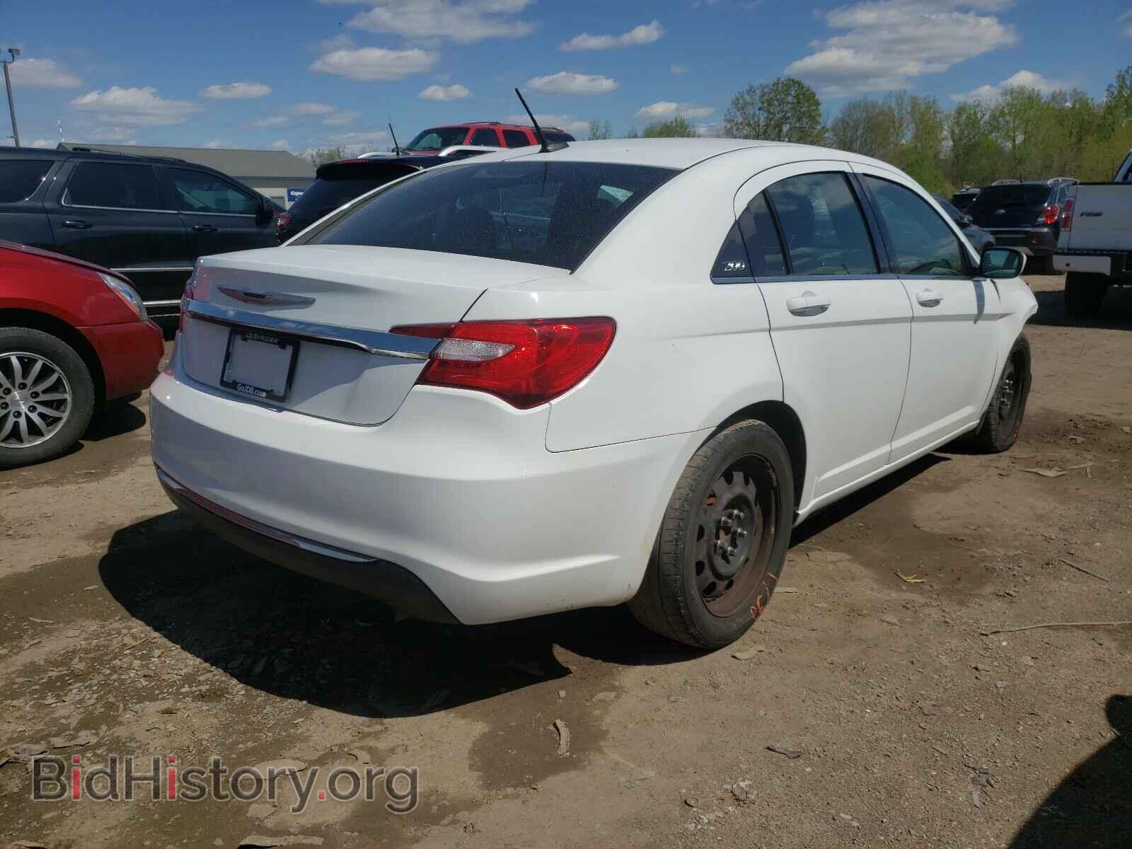 2014 CHRYSLER 200 - VIN: 1C3CCBAB4EN122939 - Photo 4