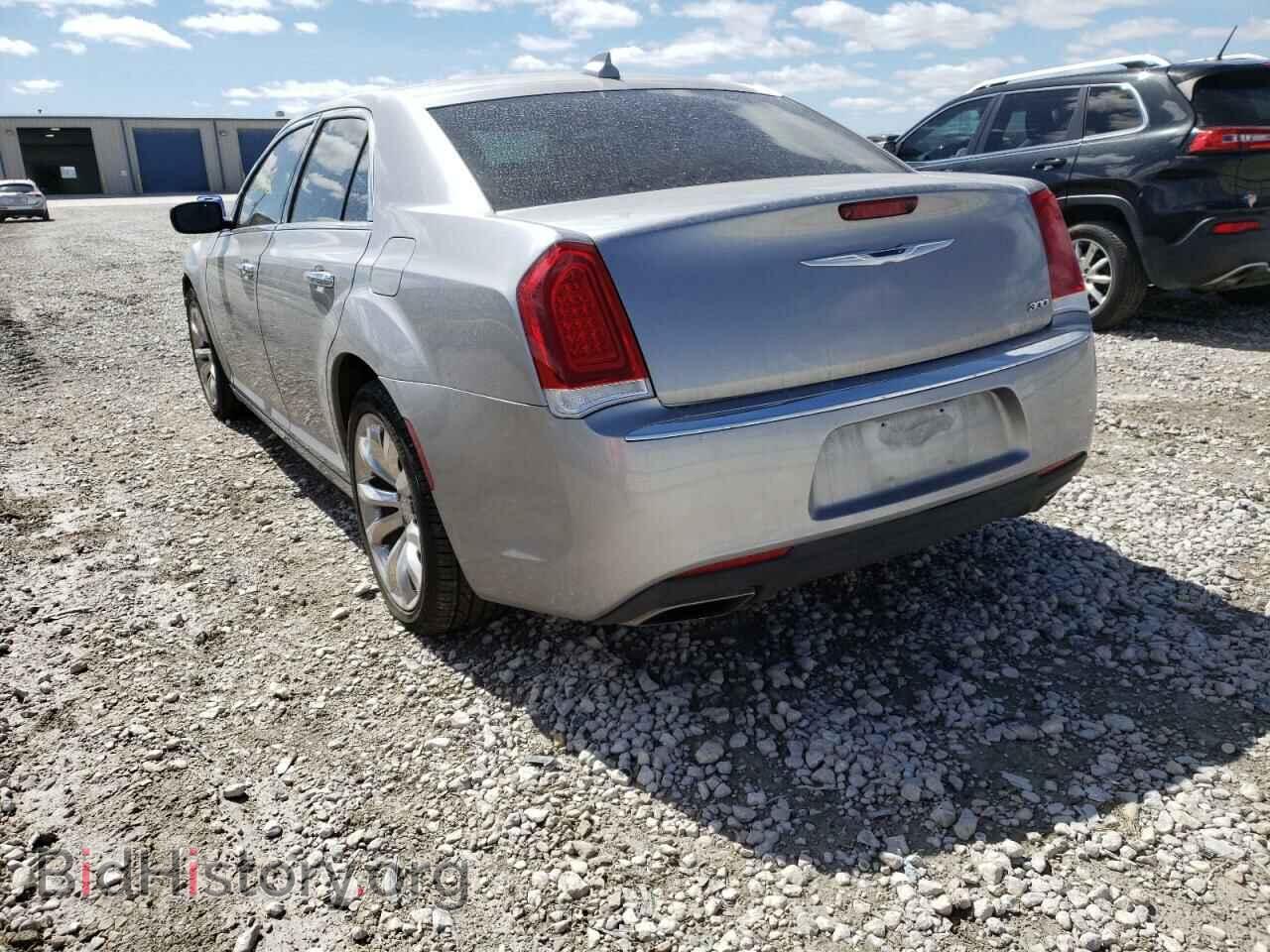 2018 CHRYSLER 300 - VIN: 2C3CCAEG3JH148743 - Фото 3
