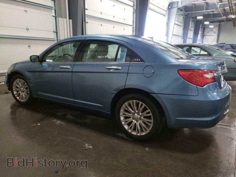 2011 Chrysler 200 (VIN 1C3BC2FG8BN582729) — photo 2 of 12