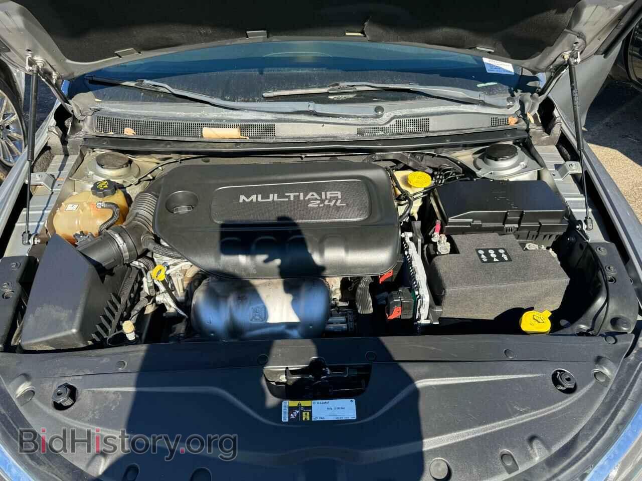 2016 CHRYSLER 200 - VIN: 1C3CCCAB6GN137810 - Фото 7