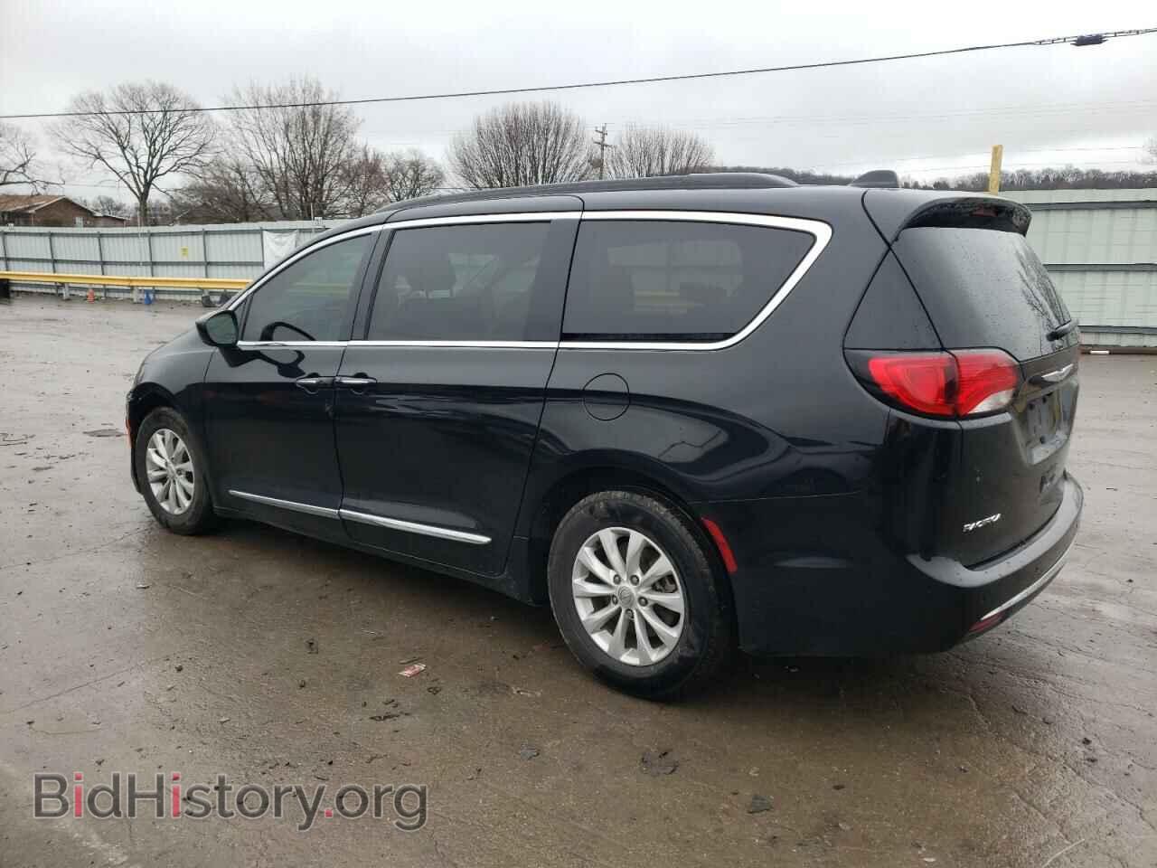 2017 CHRYSLER PACIFICA - VIN: 2C4RC1BG9HR729548 - Фото 2