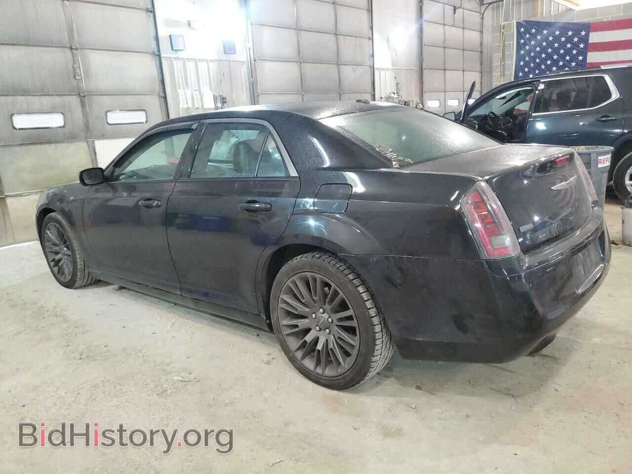 2013 CHRYSLER 300 - VIN: 2C3CCADG3DH732694 - Фото 2