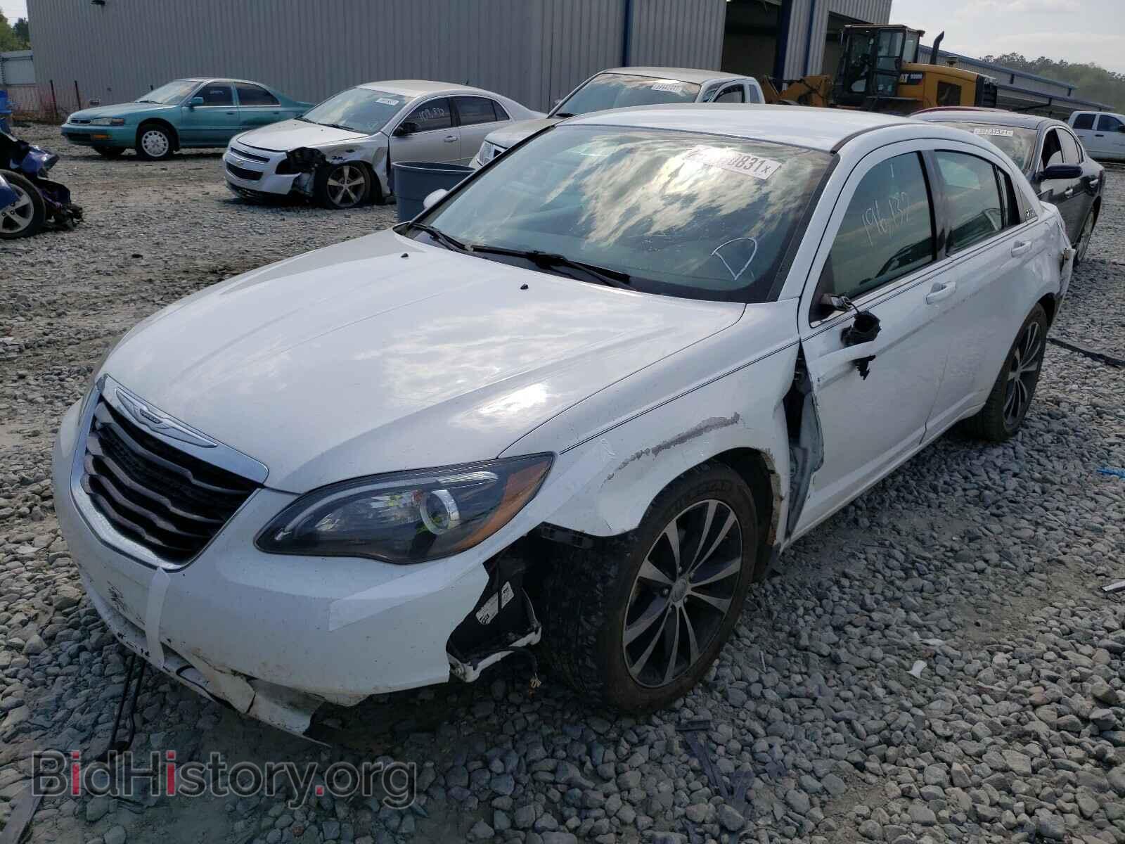 2014 CHRYSLER 200 - VIN: 1C3CCBBB6EN150160 - Фото 2