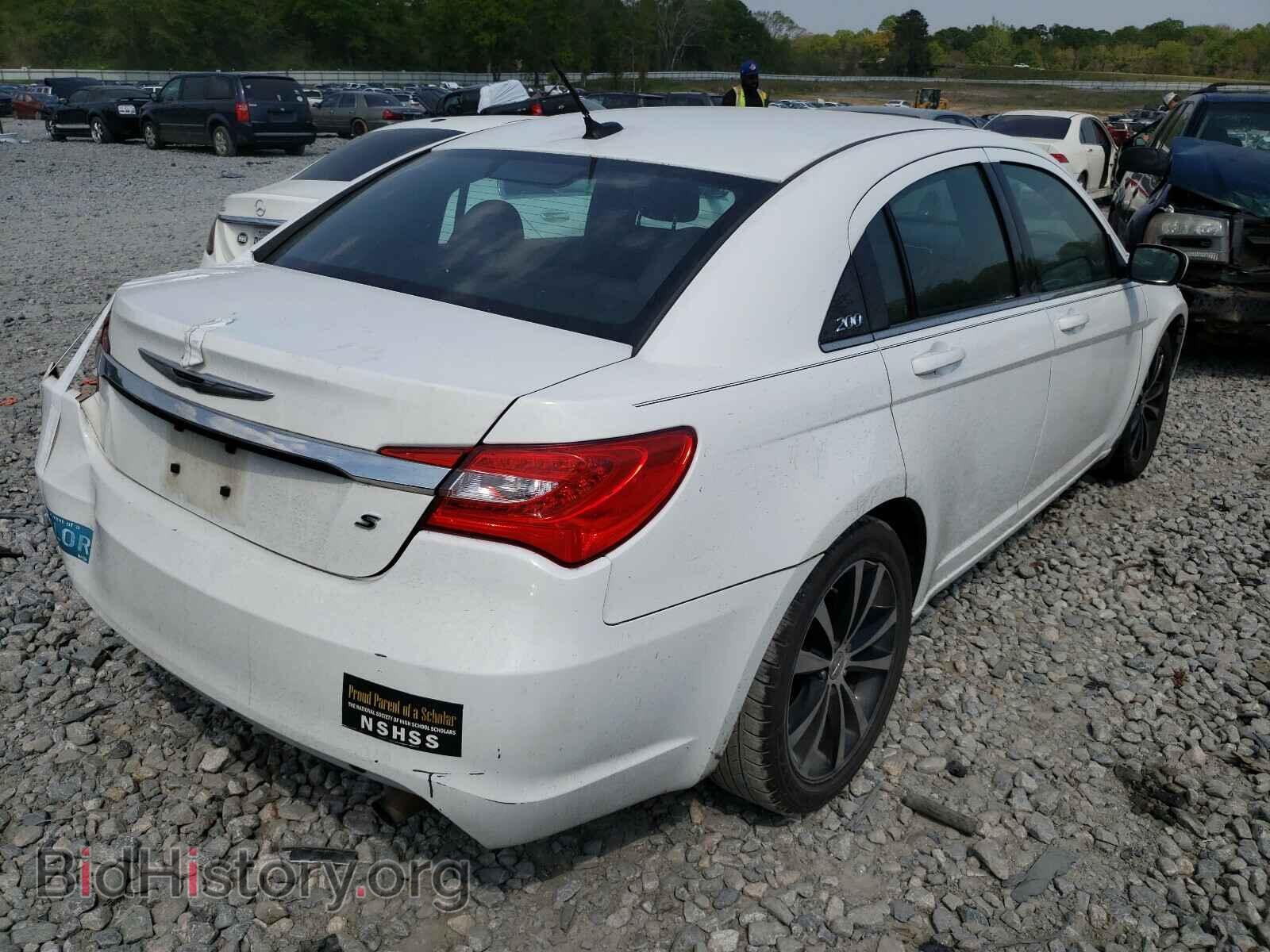 2014 CHRYSLER 200 - VIN: 1C3CCBBB6EN150160 - Фото 4